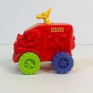 vintage 1995 wendy’s kids meal toy mega wheels monster circus truck giraffe